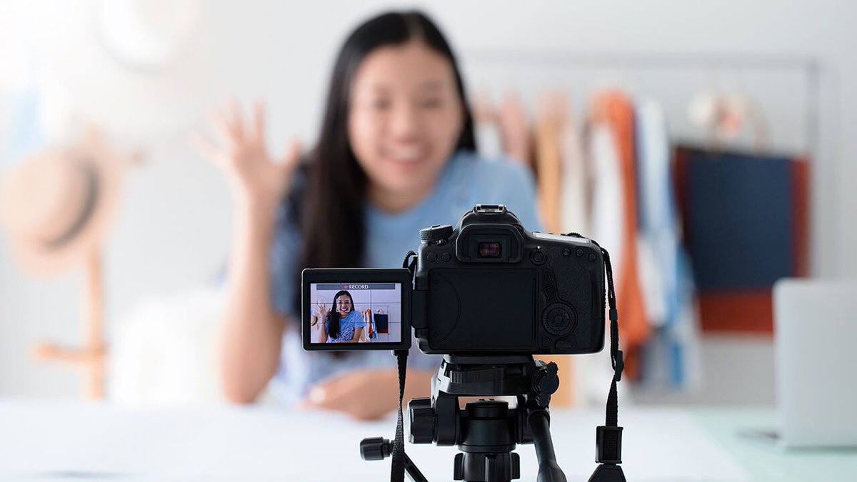 La #publicidad con #Influencers en España crece un 67,1% en un año >> buff.ly/2Pakero #MarketingOnLine #microinfluencers #socialmediamarketing