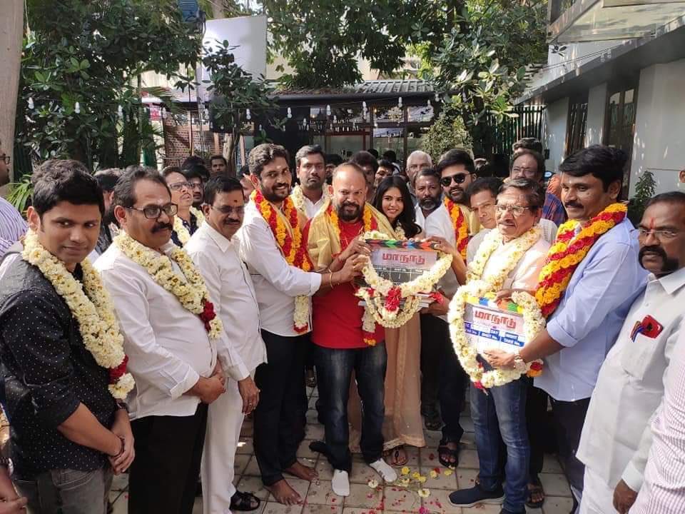 SuryaJames_dir's tweet photo. Its the Real Time.. 
Happy moment to saw this picture. 
Many days waiting for this😍😍
@vp_offl all the best anna. 
Konjam kastama thaa iruku intha film la work pandra chance enaku kadaikala. But its really happy to see this pic. 😍😍😍 #Maanaadu entire team my best Wishes 😎 https://t.co/Lq3AoH4aD0