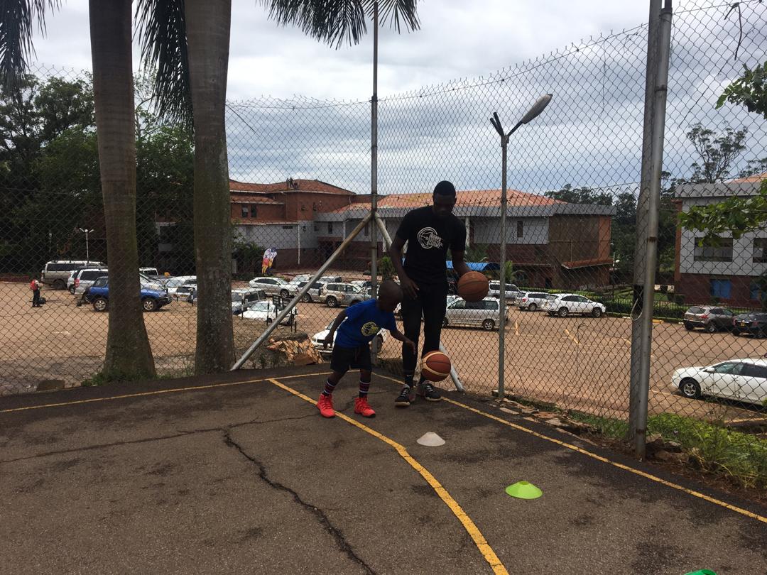 #iHoopsBasketball tweet media