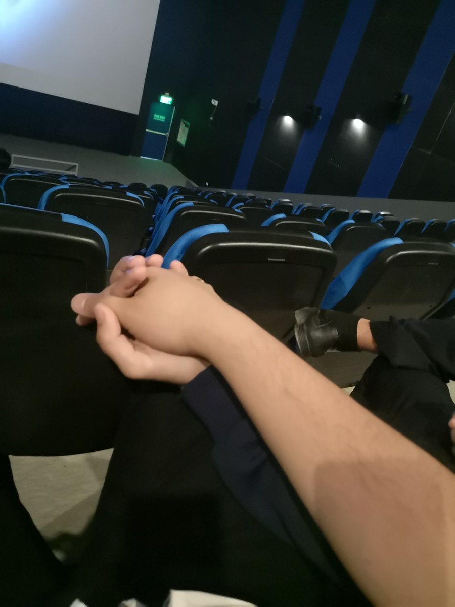 _YourMajesty08_'s tweet photo. Movie after dinner. β€οΈ #baegets https://t.co/2Szid9Kmda