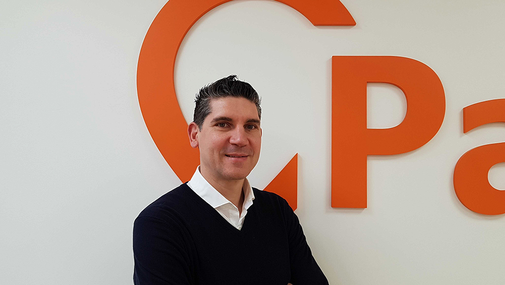 ParclickFrance's tweet image. Nous avons une nouvelle recrue ! Riccardo est fan de Star Trek et de toute sorte d’activité extérieure. En tant que Key Account Manager, il va s’occuper d’un de nos principaux partenaires et avons hâte de voir tout ça ! Bienvenue Riccardo :)