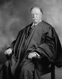 bathtublegacy's tweet photo. Don't forget, when my suits got too tight, I traded them in for a nice flowing robe. #SCOTUSPOTUS https://t.co/SOEoTU5BH0