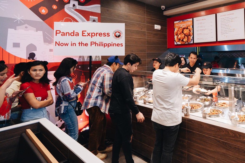 DiscoverMnl's tweet photo. #DMFoodSeries
Always loved Panda Express’ famous 𝐎𝐫𝐚𝐧𝐠𝐞 𝐂𝐡𝐢𝐜𝐤𝐞𝐧. Brings back lots of good memories 😍🧡
What’s your favorite at @pandaexpressph?? 🥡🥢
#PandaExpressPH 🐼 https://t.co/GiRIyakXrg