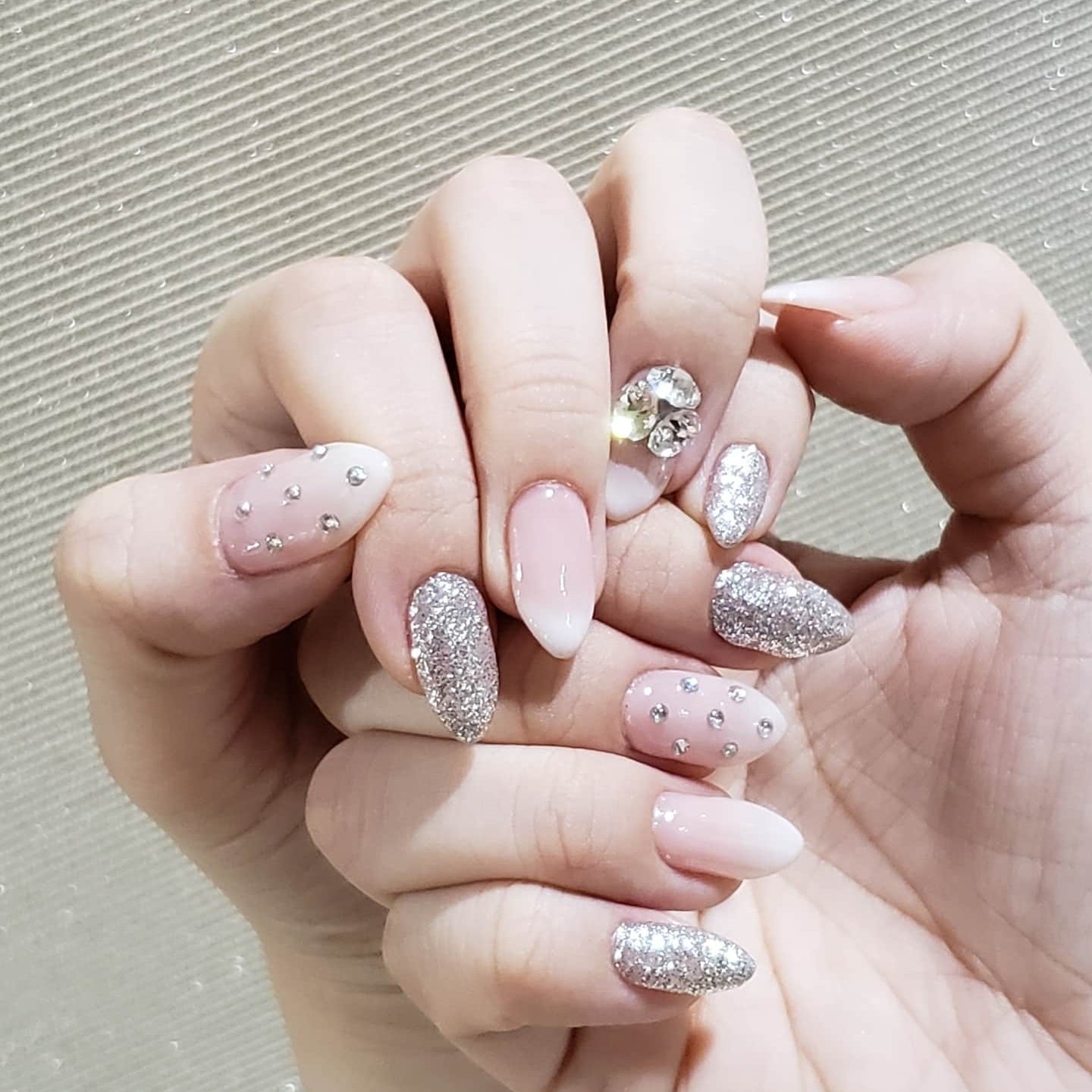 Twitter 上的 Nail Hau ゴージャスだけど 上品 ベイビーブーマー ジェルネイル ブイカットストーン 上品ネイル T Co 4zn2kexfqr Twitter