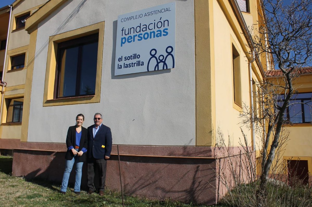 AnaPenalosaIU's tweet photo. Hoy he visitado el centro de la Fundación Personas, donde, de la mano del Presidente de APADEFIM, Maxi Viloria, a quien le agradezco el trato recibido, he podido conocer sus instalaciones, su personal y el gran trabajo que allí se desarrolla.
#Fundacionpersonas
#APADEFIM https://t.co/6ZwcS4FNxb