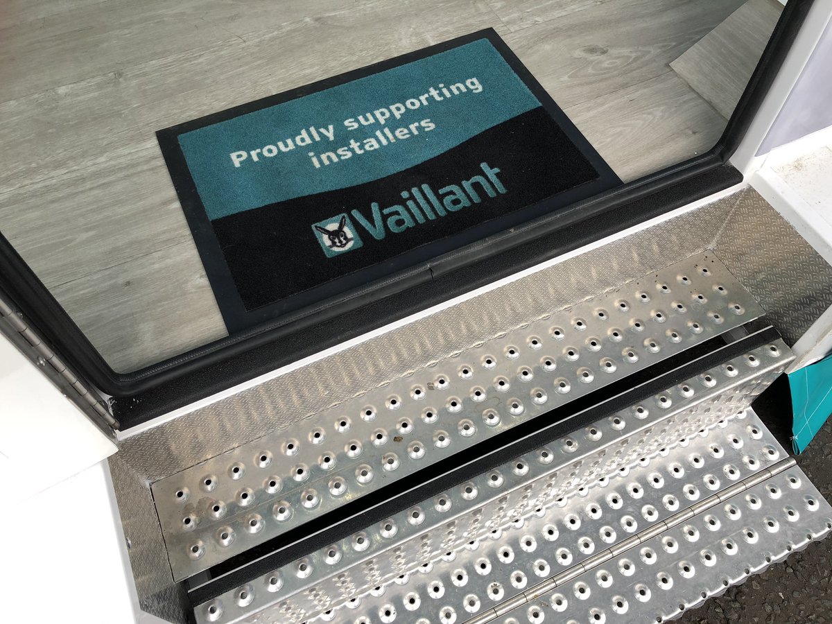 MarkMLJ's tweet photo. The brand new Vaillant Show Bus is @WillbondRPC Radford Nttm today (Wednesday). If your in the area call in to get all the latest news from #VaillantUK. Join me at NG7 3FT &amp; find out how #TeamVaillant is #ProudlySupportingInstallers #BeyondTheBox in 2020 💚🐰👌🏼 https://t.co/63tUHIDWaL