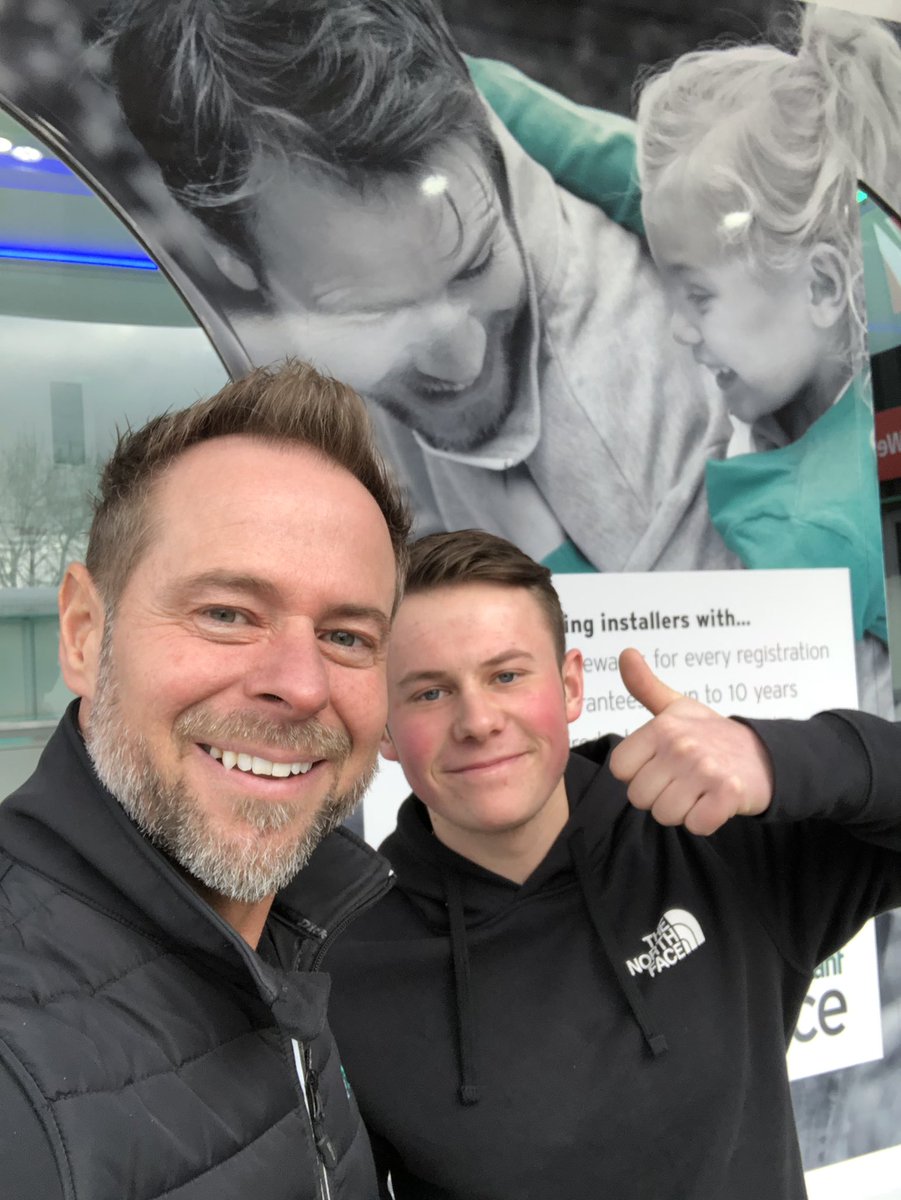 MarkMLJ's tweet photo. The brand new Vaillant Show Bus is @WillbondRPC Radford Nttm today (Wednesday). If your in the area call in to get all the latest news from #VaillantUK. Join me at NG7 3FT &amp; find out how #TeamVaillant is #ProudlySupportingInstallers #BeyondTheBox in 2020 💚🐰👌🏼 https://t.co/63tUHIDWaL