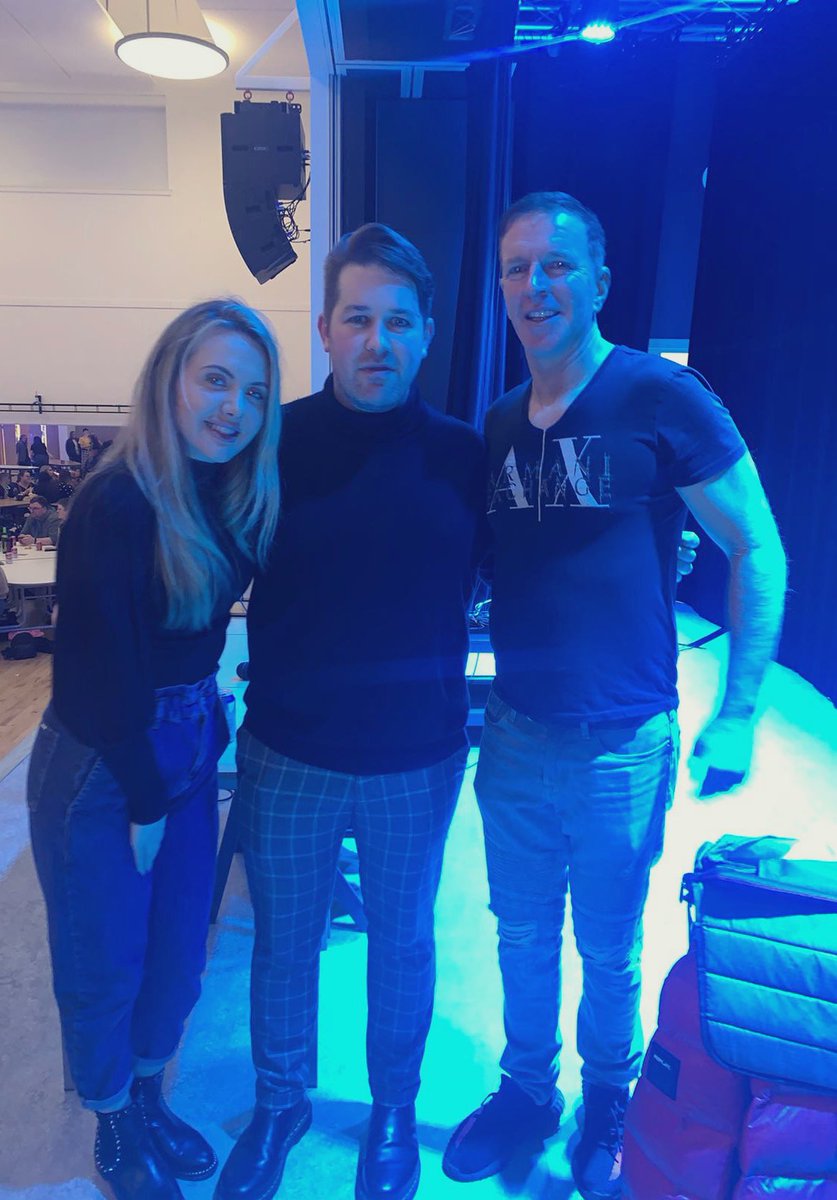 A massive thanks to <a href="/GBXANTHEMS/">George Bowie</a> and <a href="/CasCasG/">𝑪𝒂𝒔𝒔𝒊</a> for coming out last night. That was an amazing experience!  <a href="/Greenfaulds_HS/">Greenfaulds HS</a> have done us proud. Over £11,000 raised for @clydecashforkid <a href="/radioclyde/">Radio Clyde</a>
