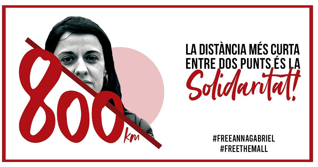 ateneurocaus's tweet photo. Avui fa dos anys que es va fer públic l'exili de l'Anna. Avui declaren dues companyes del @cdrsallent davant un jutge per tallar una carretera. Contra la repressió de l'estat... SOLIDARITAT! #freeannagabriel  #FreeThemAll https://t.co/akQKUowzmE