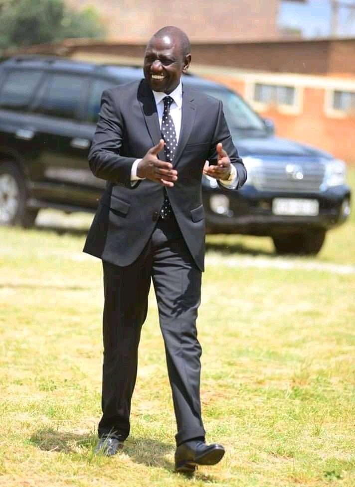 EngineerKevin1's tweet image. Sometimes I feel like giving up in life but when I remember _Dr_ William samoei Ruto needs me in 2022,I gain courage ...my president 2022