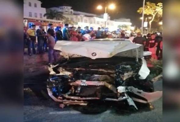 501Awani's tweet photo. Ibu, bayi 12 bulan parah dirempuh pemandu mabuk
https://t.co/E5wL4tW1hv #AWANInews #AWANI745 https://t.co/LiIdzwq18d