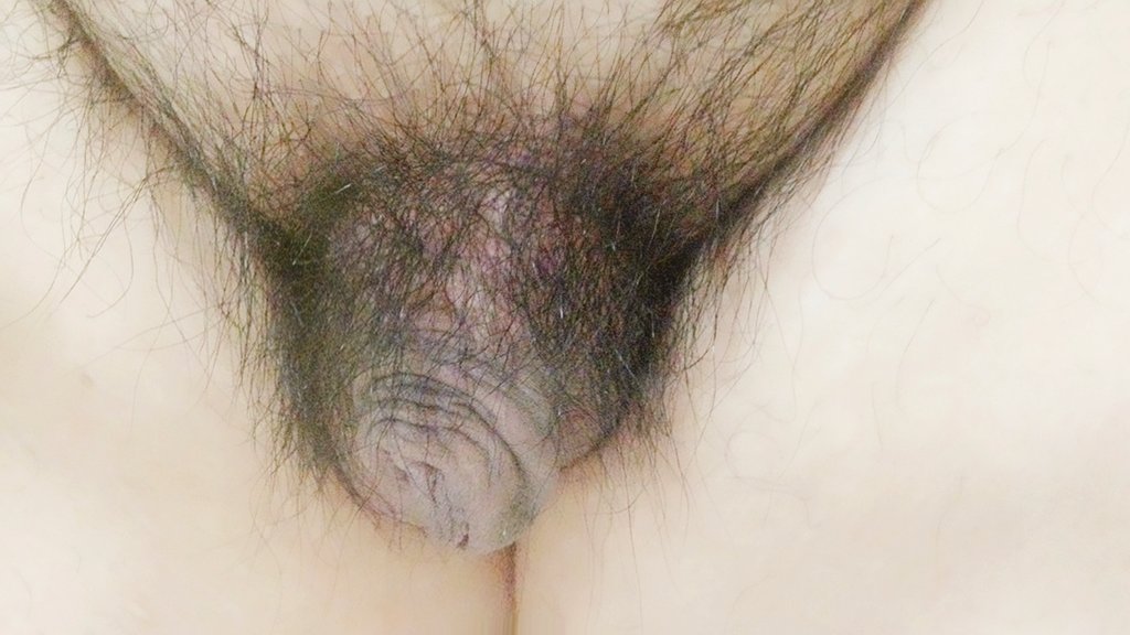 奴的心理是很微妙的，别人对你强上一分，你接受的时候就会是三分，这里面有一个自我弱化的过程，就像当初主人面试我接盘时(那时候我还不知道)在那个开年会的温泉宾馆里他借聊设计的问题叫我一起冲澡，他那根又粗又黑也还算长的大鸡吧在我的小不点面前晃来晃去造成的威压现在还记得十分清楚😂 https://t.co/3K8oQSrUQk