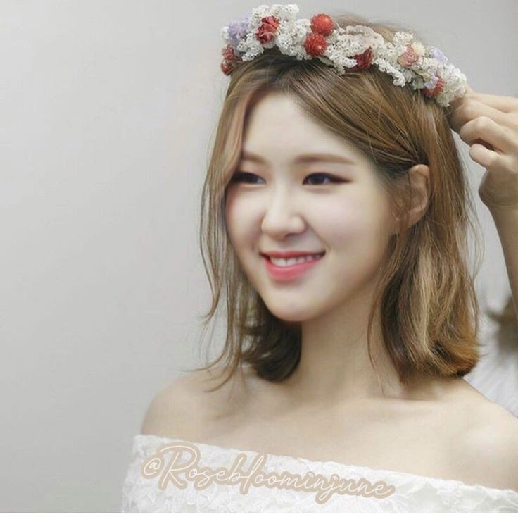 SeptemberRose97's tweet image. Rosé collab requests/voice appreciation/mentions by artists and vocal coaches (a thread)🌹