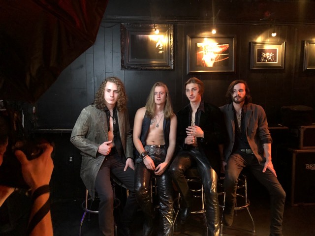 petermannwriter's tweet photo. Over in South Carolina, USA, #VickyHamilton @aestheticV managed rockers, @lovelyworldband, have released their latest single #EdgeofTime, and it's an instant classic.
Read more via -
https://t.co/I77DdpvcPT #rock #ewmusic #lovelyworld #rojasbrothers https://t.co/KDDlTRiv4o