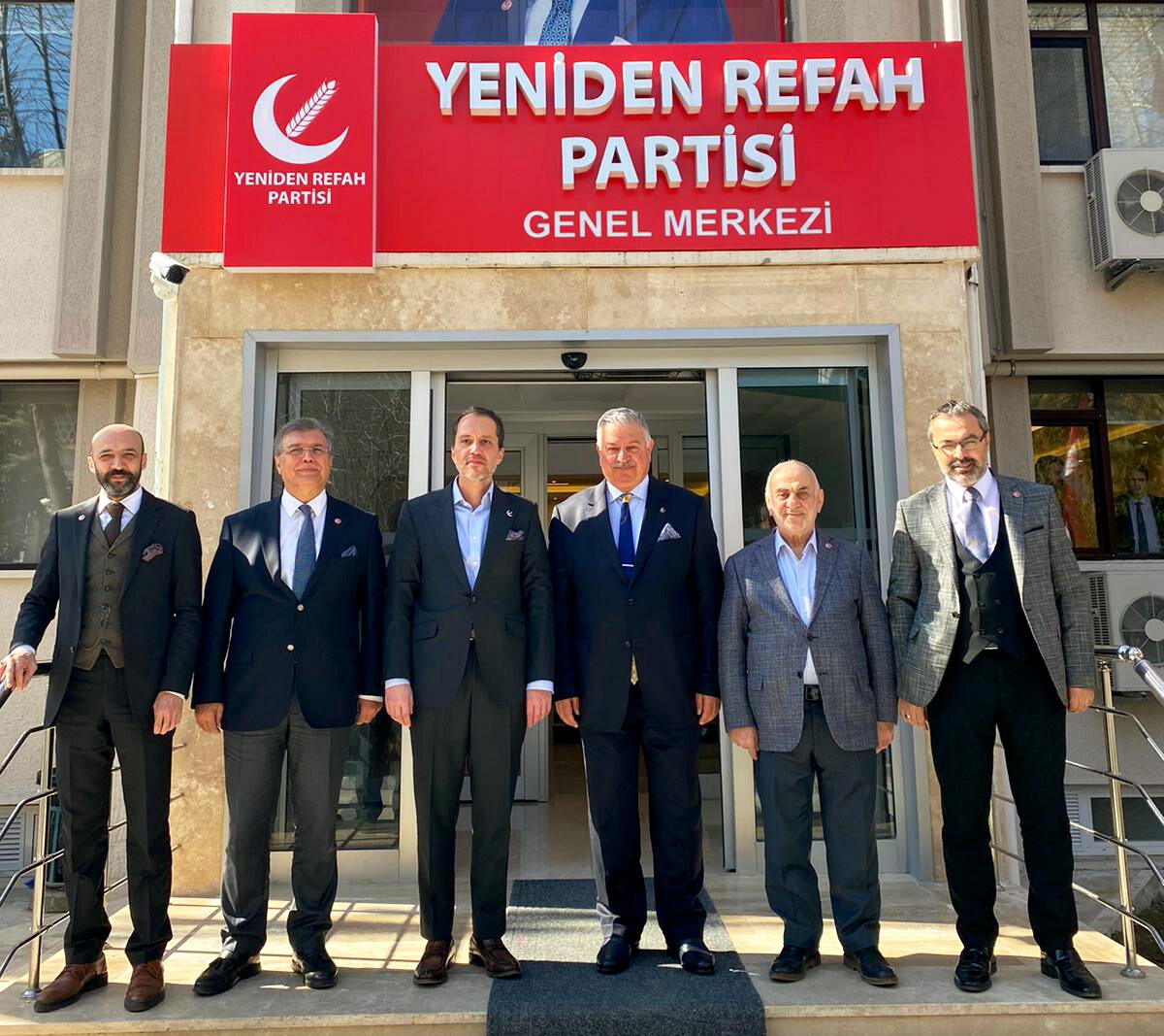 Milletimiz İçin Biz Varız