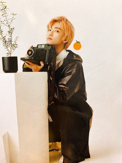 : FujiFilm FP-1 FotoramaAnother camera from Jaemin’s photoshoot for Allure. A medium format instant film camera from Fuji. You can use Polaroid 600 films for this.  #NCT카메라  #재민  #NCTDREAM  #JAEMIN