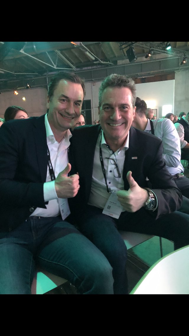 ElmarPritsch's tweet photo. Wonderful Networking at BoschConnectedWorld #BCW20 #AIoT #ElmarOnTheGo https://t.co/rHJ6YC28jw