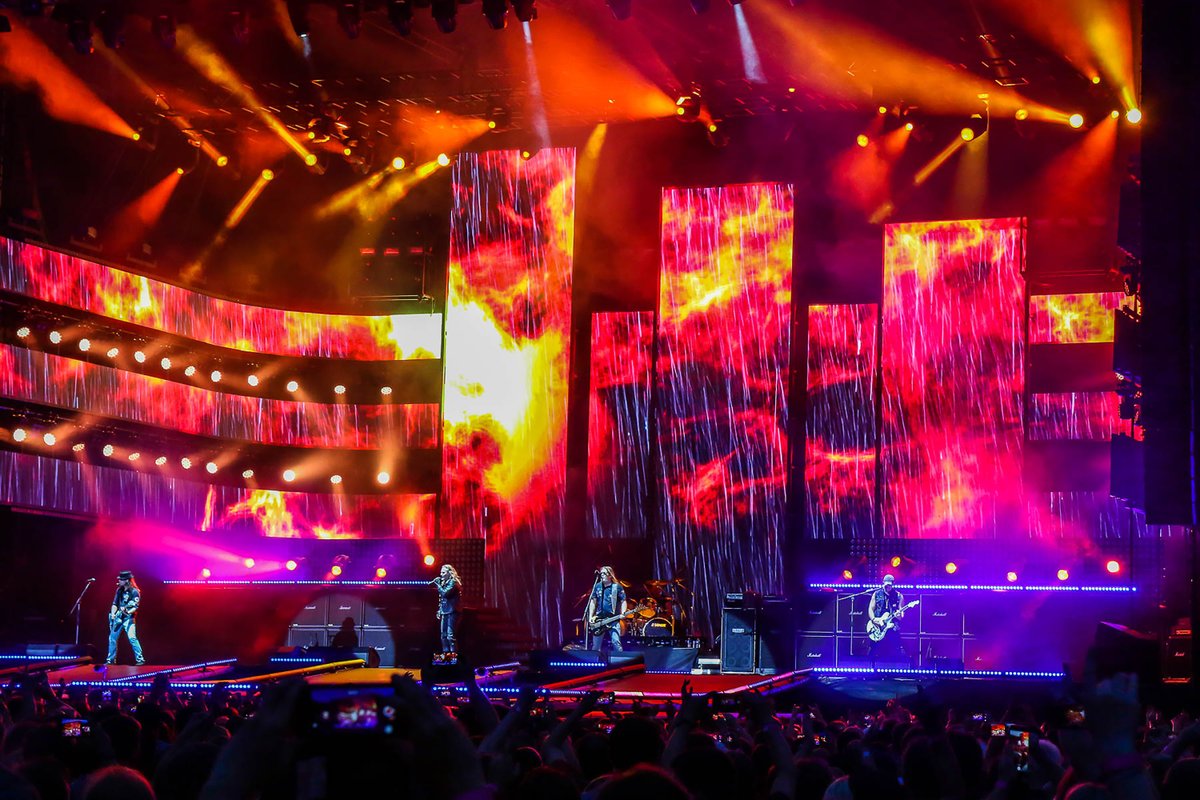 DiGiCo_official's tweet photo. DiGiCo’s coveted Quantum 7 console accompanied Czech rock legends Kabát on their 30th anniversary stadium tour. The console formed part of an upgraded PA system for the popular group.

Read more: https://t.co/TCp6ejUBAZ

#DiGiCo #Quantum7 #LiveSound #ProAudio #SoundEngineer https://t.co/Nt4nYVrIOZ