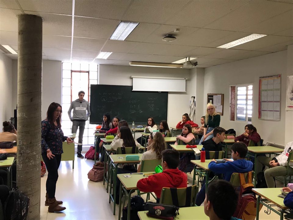 Consejoven da un paso más para fomentar la participación juvenil a través de una encuesta para que jóvenes nos cuenten sus inquietudes y las actividades que le gustaría que se programasen desde el Consejoven y la Consejalía de Juventud del Ayuntamiento de Ciudad Real para ellos.
