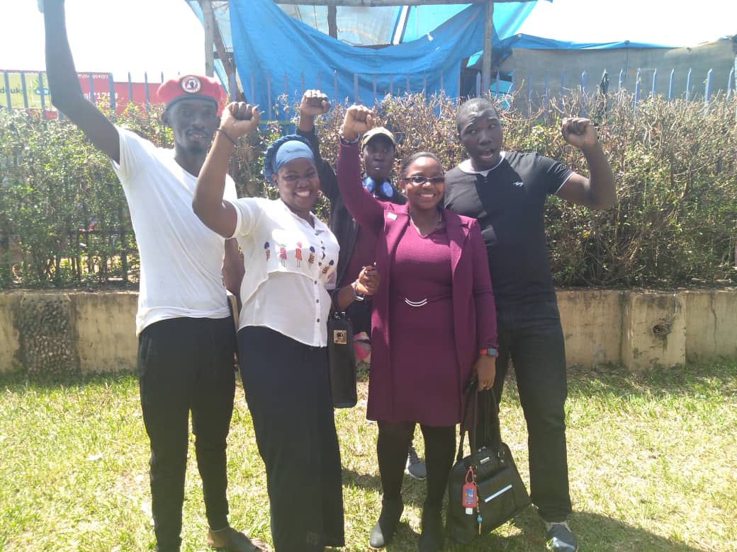 flaviakalule's tweet photo. CONFIDENCE: WHAT EXACTLY DOES IT MEAN? MEETING WITH KYAMBOGO UNIVERSITY WOMEN STUDENT LEADERS https://t.co/KJUklPzF1F
Yesterday met the Women League of @kyambogou with @SautiSharon. Being #Bold4Change is overcoming your fear&amp; doing what needs to be done. @RoySsemboga @HEBobiwine https://t.co/cQufXYofJ6