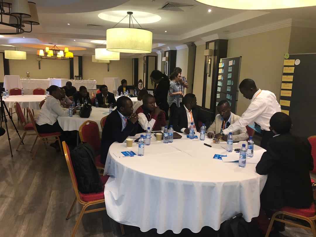 KinshasaDigital's tweet photo. Atelier d'#open #innovation entre #startups #tech et entreprise minière à #Lubumbashi organisé par Kinshasa Digital, @giz_gmbh et @deloitte #Tech4Mining #mining Objectif : identifier les challenges des miniers et les solutions locales qui peuvent y être apportées ! https://t.co/TG2tdyirLs