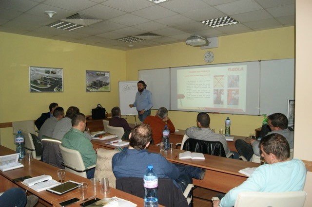 solagrupo's tweet photo. 👨🏫La semana pasada se llevaron a cabo jornadas de formación comercial en Zlatex (Bulgaria), por parte de nuestro Director Regional Marius Mitra.🔧📝
👨🏫Last week a commercialtraining was held in #Zlatex (Bulgaria), carried out by our Regional Director Marius Mitra.🔧📝 https://t.co/RX3KvS936M