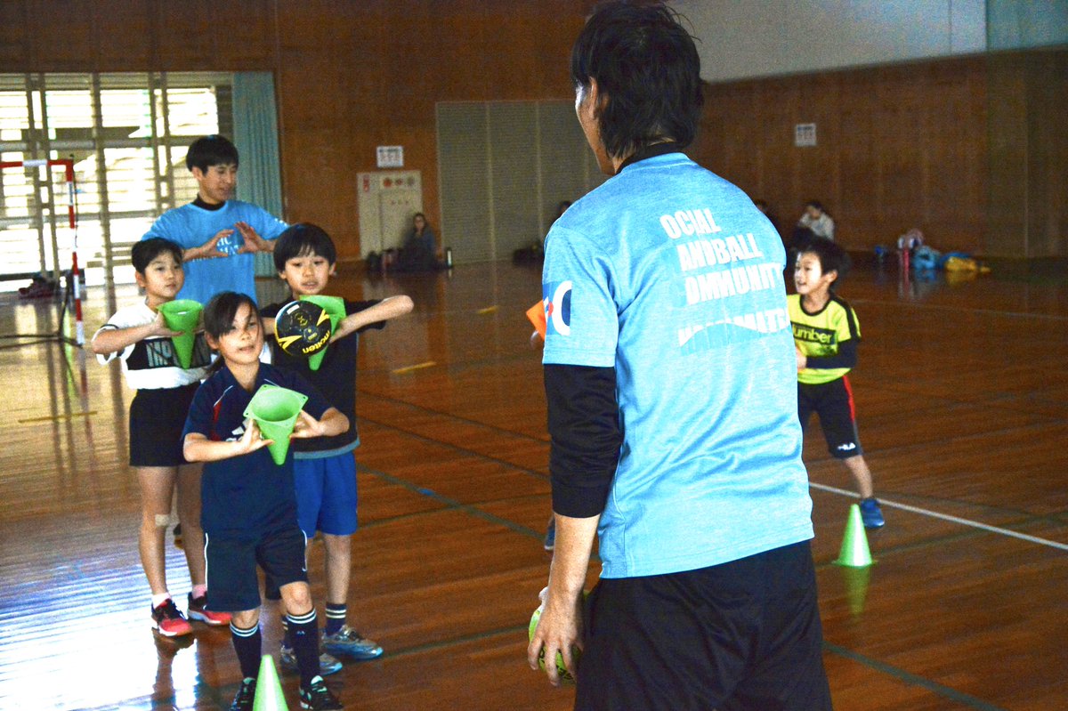 SHC_Hamamatsu's tweet photo. 【 12/21 小学生ハンドボール体験教室】

第2回 SHC浜松
小学生　#ハンドボール 体験教室

を開催しました！

小学1〜6年生男女
計22名のキッズが参加してくれました。

12/21 10:00〜12:30
@ #浜松アリーナ サブアリーナ

#handball #handballjp #streethandball #ストリートハンドボール #浜松 #静岡 https://t.co/co798BDIBn