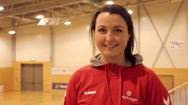 Fra og med neste sesong vil Ane Mällberg være hovedtrener for A-laget til Rælingen HK😃  Ansettelsen gjør Mällberg til tidenes yngste kvinnelige hovedtrener i norsk topphåndball🤩 
handball.no/nyheter/2020/0…