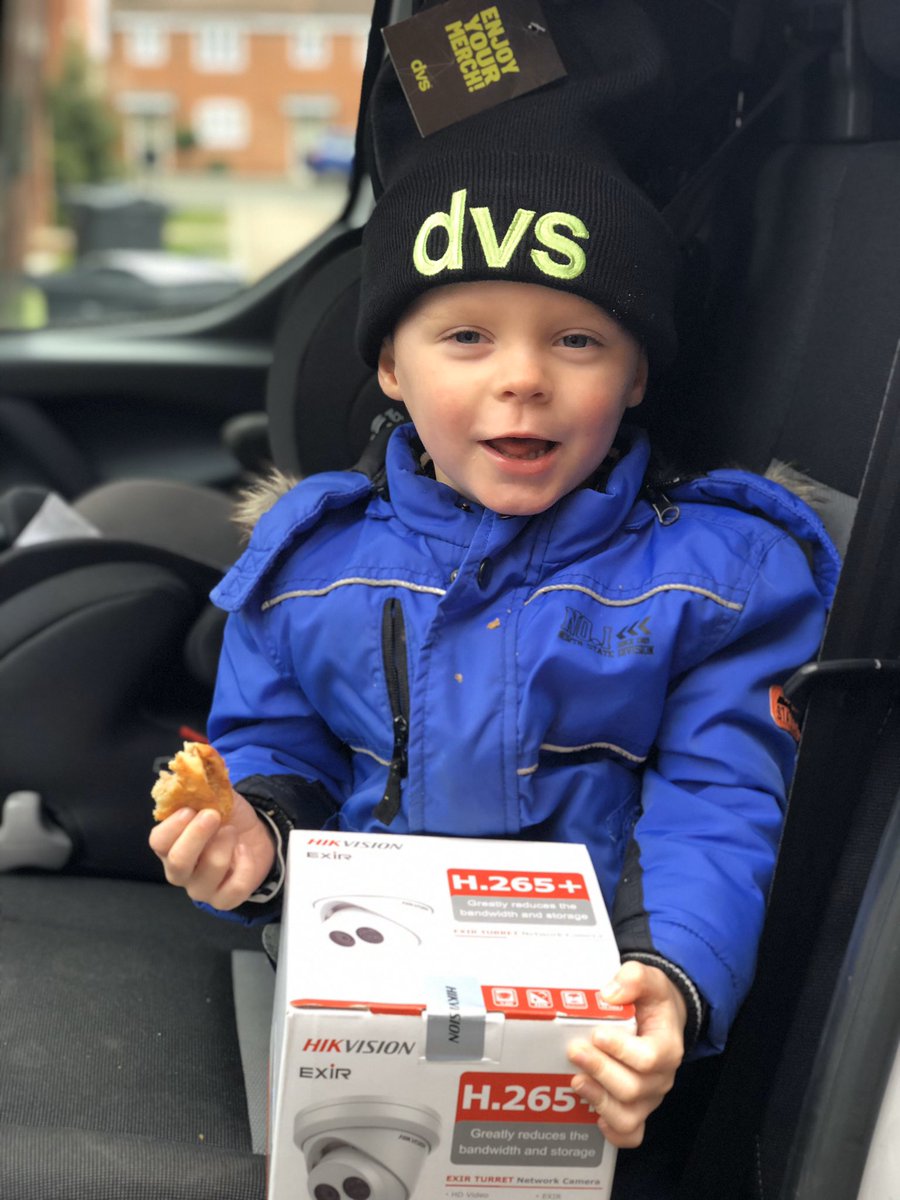 VisualGuardian's tweet image. Thanks for the #Merch! @DVSLTD @MPerry94 #LunchBreak