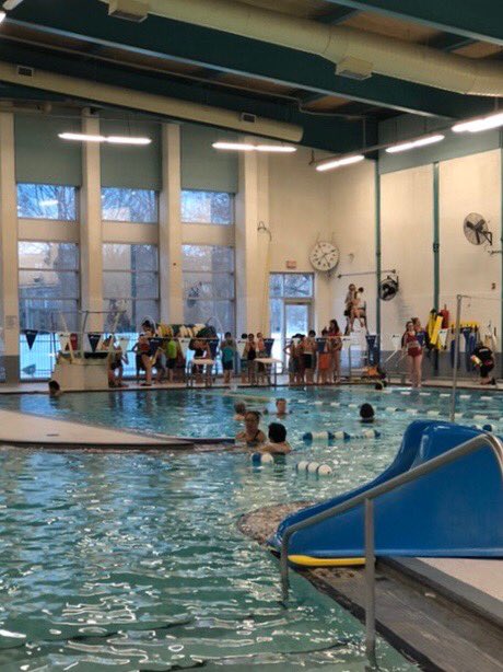 CentralPublicSc's tweet photo. Congratulations to our grade 3 students for completing their Swim to Survive class from the Lifesaving Society. These classes provided them with basic skills &amp; knowledge to survive a fall into deep waters. @lifesavingsociety #grade3 #centralPS #swimtosurvive https://t.co/Qz7iR5FVdm