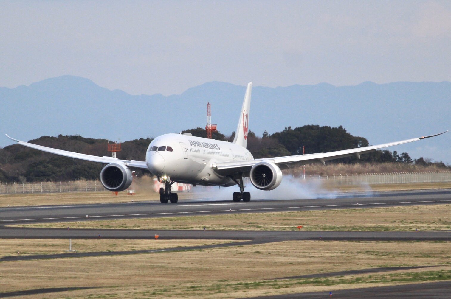 非売品 JAL 富士山静岡空港空港 搭乗記念品　深川製磁 非売品 JAL 富士山静岡空港空港 搭乗記念品 深川製磁