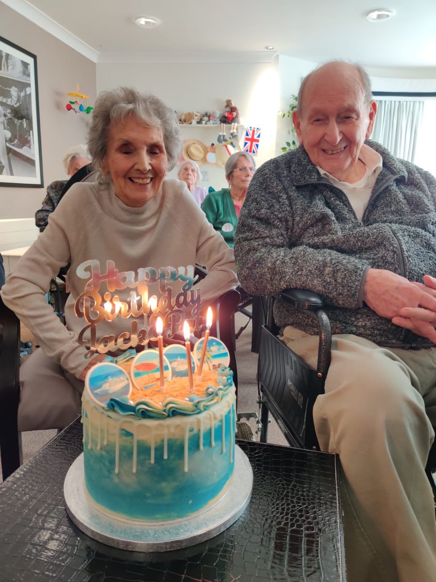 GracewellHealth's tweet image. Residents, Jack and Pat at #GracewellofSutton had a joint birthday celebration last week. They spent a lot of their lives travelling which was celebrated in the cake. This was made by team member, Cherie, who bakes in her spare time 🎂🎉 For more info → ow.ly/y5wo50yoxbm
