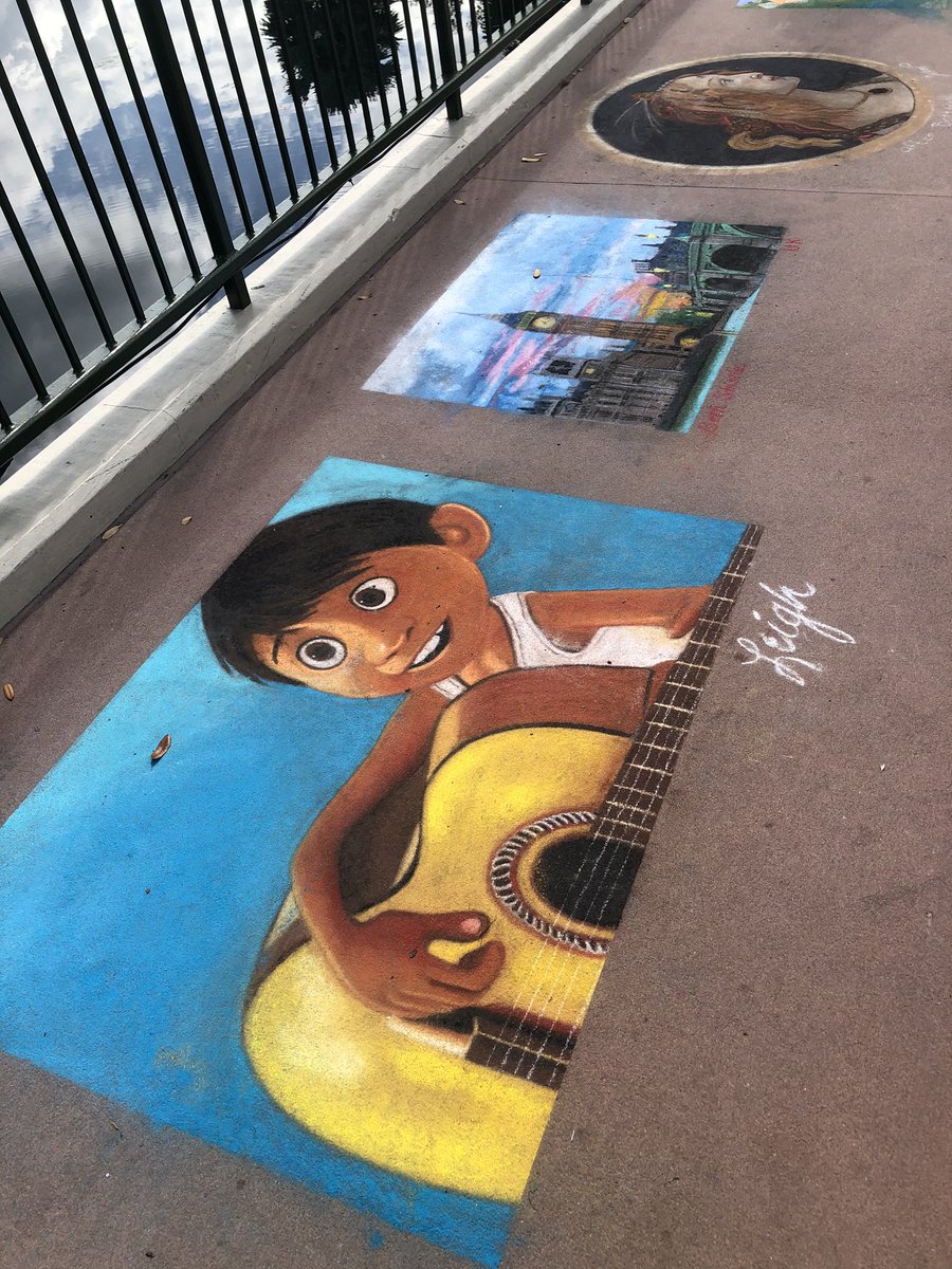 2D Chalk Art in Epcot! Amazing!