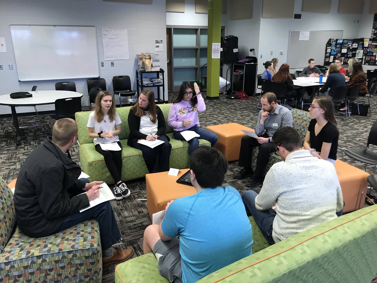 wedebrand54's tweet photo. Awesome opportunity for our learners to collaborate with @WDMCHAMBER Leadership Academy members. They did a phenomenal job of leading discussion on their current project! https://t.co/9uap93EAcZ