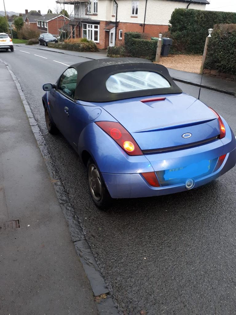 OPUWorcs's tweet photo. Finstall, Bromsgrove. Stopped for erratic driving, seized for no insurance.  6pts £300 on the way OT74 (3072/1056) @NWorcsCops #askmid #noinsurancenocar #morse https://t.co/aC9xP5SfzK
