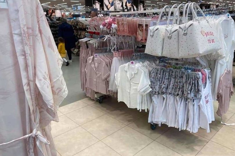 Primark are selling new bridal range in their stores - and women are loving it
mirror.co.uk/money/shopping…
