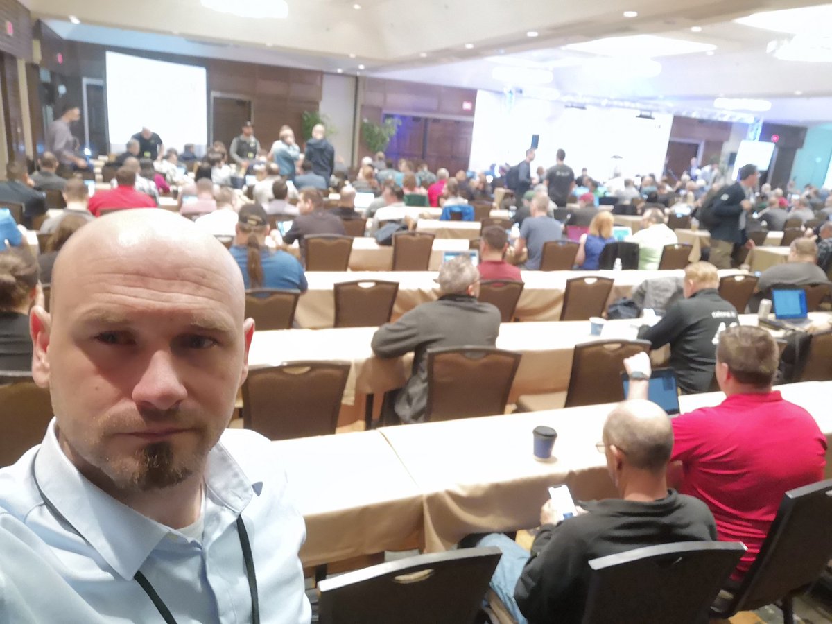 Milan Simek tweet media