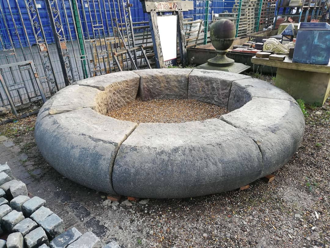 warwick_rec's tweet photo. Spectacular 19th Century Hand Carved Bull Nosed York Stone Circle rich in age &amp; history as it dates back to the early 19th Century era. £6,895.00 + vat

#reclaimedstone 
#yorkstone 
#stonecircle 
#antiquestone 
#handcarved
#19thcentury
#reclaimed
#reclamation 
#warwickreclamation https://t.co/dp0HiMR8NI