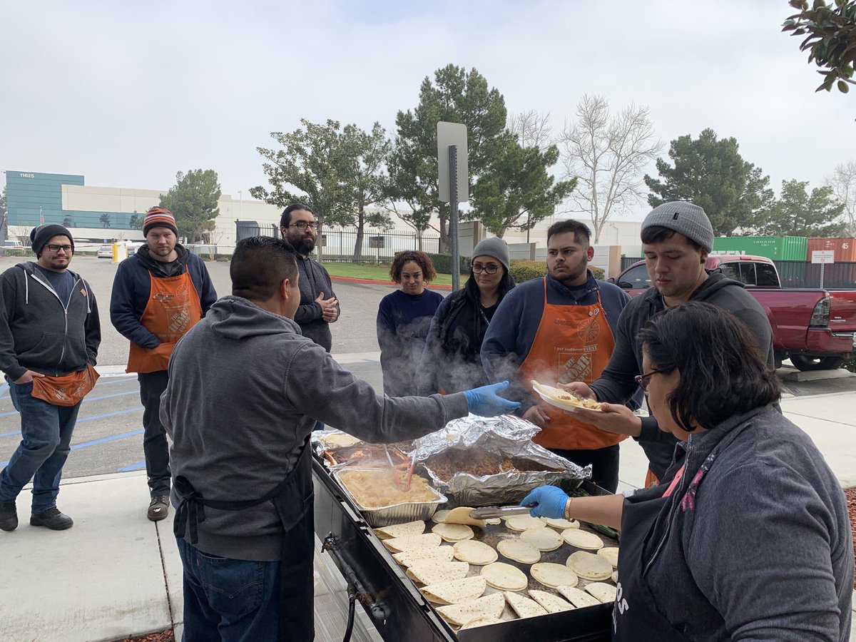sdc5645's tweet photo. Weekend warriors 150 Day’s SAFE! Way to go team! ⁦@solveigmiralom1⁩ ⁦@stevefc41⁩ ⁦@laurenstaleyyy⁩ ⁦@AmandaFrontino⁩ ⁦@AdriannaMedin17⁩ ⁦@AlbaCorralTHD⁩ ⁦@Jimmyhayes6007R⁩ ⁦@wagers_ryan⁩ https://t.co/yjML4jzM26