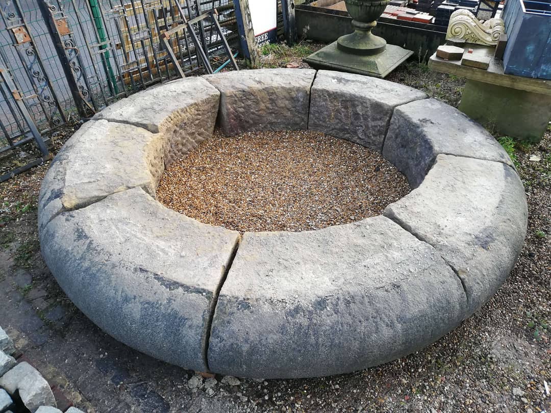warwick_rec's tweet photo. Spectacular 19th Century Hand Carved Bull Nosed York Stone Circle rich in age &amp; history as it dates back to the early 19th Century era. £6,895.00 + vat

#reclaimedstone 
#yorkstone 
#stonecircle 
#antiquestone 
#handcarved
#19thcentury
#reclaimed
#reclamation 
#warwickreclamation https://t.co/dp0HiMR8NI