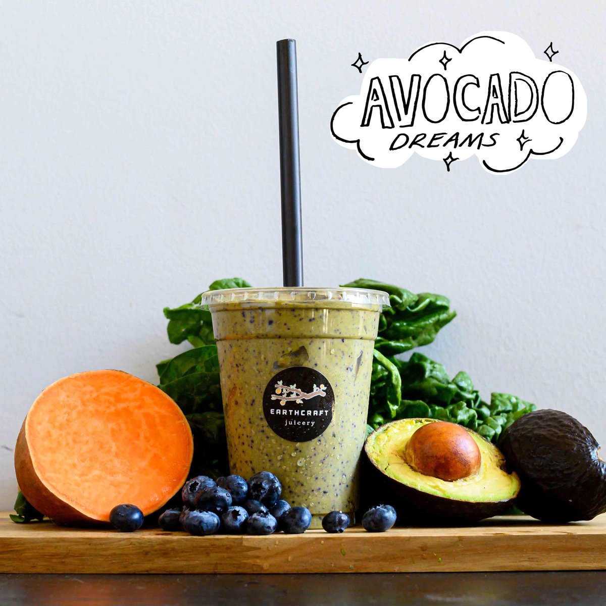 EarthCraftHTX's tweet photo. New smoothie alert! 🥑 you don’t have to wait till you’re asleep to dream of great tasting, guilt-free treats! Avocado Dreams is a dream come true. Come give it a try.  #dreamscometrue #guiltfree #houstonfoodie https://t.co/y3Fq5VXc8d
