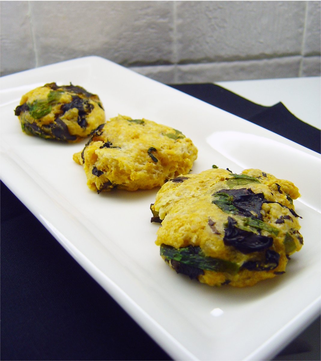 Des sablés originaux puisqu'ils sont aux algues @info_bordabord.

Recette disponible sur mon blog : 
papillonmyosotis.canalblog.com/archives/2020/…

#algues #madeinfrance #fromfrance #apero #aperotime #snacking