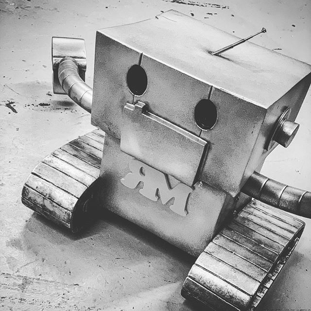 Take me to your leader. They need to make more videos. #beep #boop #robot #videos