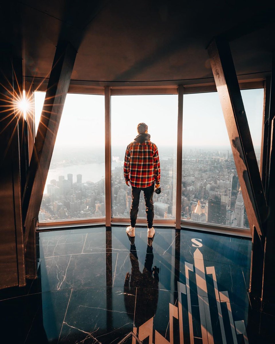 Taking you from starlight to sunlight with two free tickets to our exclusive 102nd floor sunrise experience – PLUS a breakfast for two at <a href="/stategrill/">STATE Grill and Bar</a>!

Enter now: bit.ly/2HPCn9X 

📷:  maxloew/IG