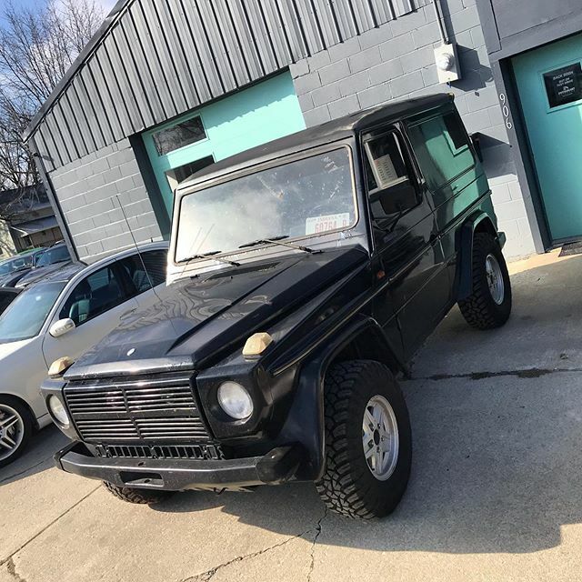 HeelTo3's tweet photo. G Wagen ✔️ Diesel ✔️ Manual ✔️ Awesome! | #mercedes #gwagen #enthusiastautohaus https://t.co/WkkrlRcQV3 https://t.co/8IqMMdsNTP