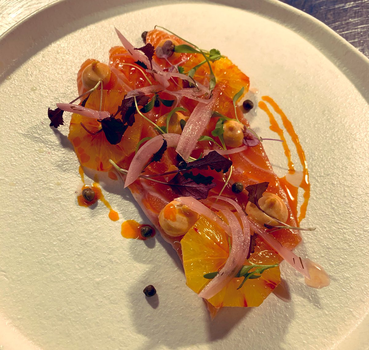pynearms's tweet photo. Some stunning salmon from @CelticFishGame cured with @wickedwolfgin and some beautiful blood orange 🍊@MichelinGuideUK https://t.co/5vnXIm9y89