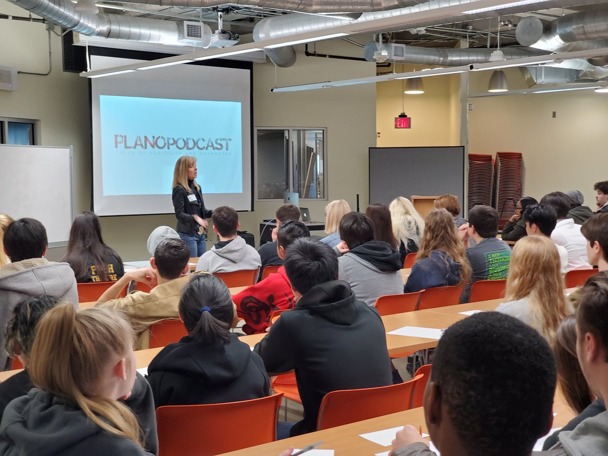 cdaviswrite's tweet photo. So excited and thankful to have @PlanoPodcast with the 4th Years to launch Suburban Soul today! @PlanoAHS #pahs12 https://t.co/Wd9bDC1O9Z