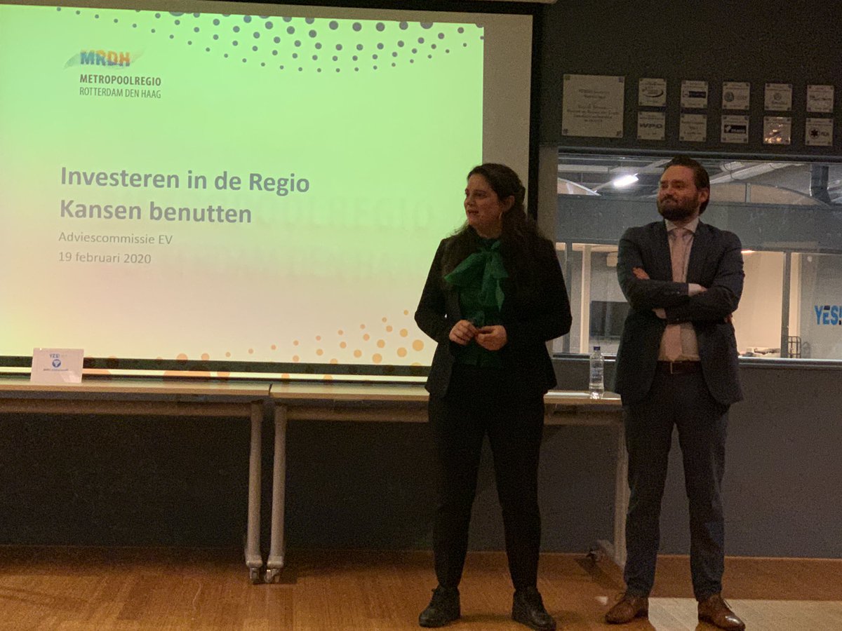 Adviescommissie economisch vestigingsklimaat <a href="/mrdh/">dimitri</a> van start. Beretrots! 4 wethouders die agendapunten toelichten. De Commissie kan alleen goede adviezen geven als ze een goede toelichting krijgen! Super <a href="/BarbaraKathmann/">Barbara Kathmann</a> <a href="/Bas_Vollebregt/">Bas Vollebregt</a>  <a href="/frankvkuppeveld/">Frank van Kuppeveld</a> <a href="/Hans_Horlings/">Hans Horlings</a> 👍🏻