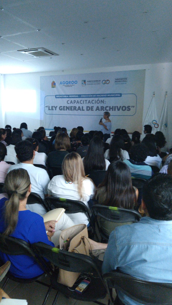 #Capacitación Inicia curso #LeyGeneralDeArchivos que imparte la Lic. Adriana Prado Cuellar  #DirectoraDelArchivoDelEjecutivo de la #DirecciónGeneralDelArchivoDelEstado a #ServidoresPúblicos  <a href="/PtoMorelosAyto/">Ayto. Puerto Morelos</a> que preside <a href="/LauFdzOficial/">Laura Fernández 💫</a> <a href="/DICCALPMORELOS/">DICCAL_PuertoMorelos</a> <a href="/MineliaSosa/">Minelia Sosa Briceño</a>
<a href="/licsergiochago/">Sergio Chalé Gómez</a>
