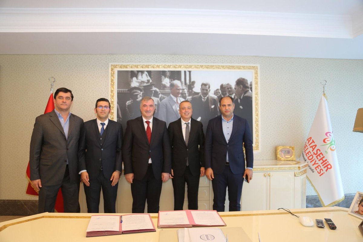 iyusufturanli's tweet photo. Kahta Belediyesi olarak, İstanbul Ataşehir Belediyesi ile Kardeş Belediye Protokolünü İmzaladık. Protokolün Kahta’ya ve Ataşehir ilçesine hayırlı olmasını dilerim.

Kardeş Belediye Başkanımız Sayın @battalilgezdi34’ye de ilgi ve alakalarından ötürü kendilerine teşekkür ederim. https://t.co/h6Rokur5iP